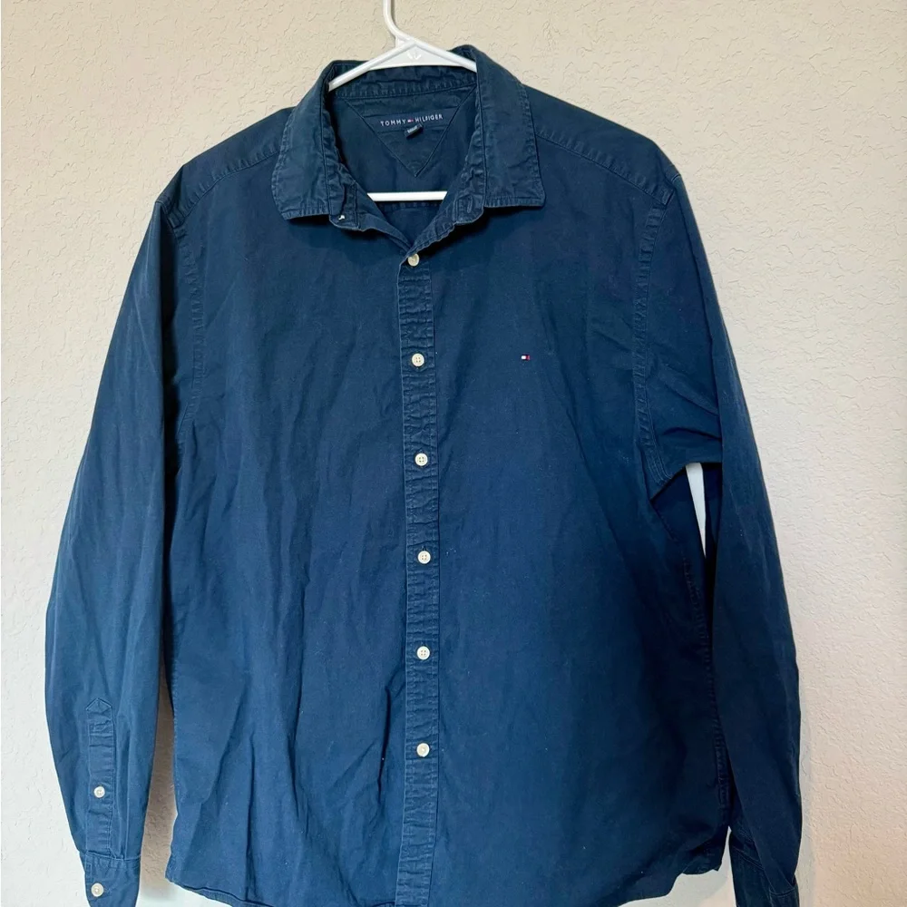 Men’s Tommy Hilfiger Blue denimCasual Button Down Shirt Size XL long sleeve - Picture 1 of 6